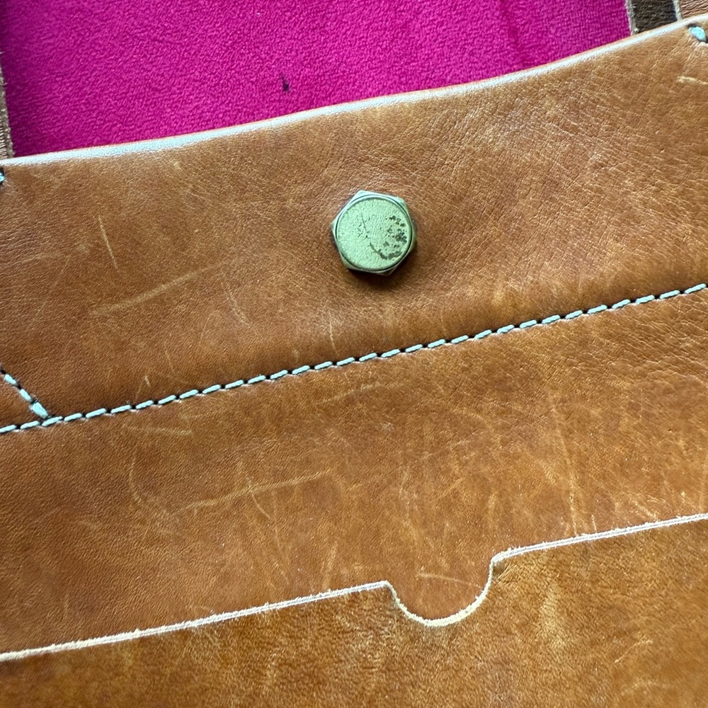 madewell rivet & thread bucket tote bag in cognac - Picture 10 of 14